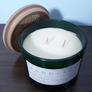 Sand + Fog 2 Wick Scented Jar Candle Coconut Palm Soy White Green Floral